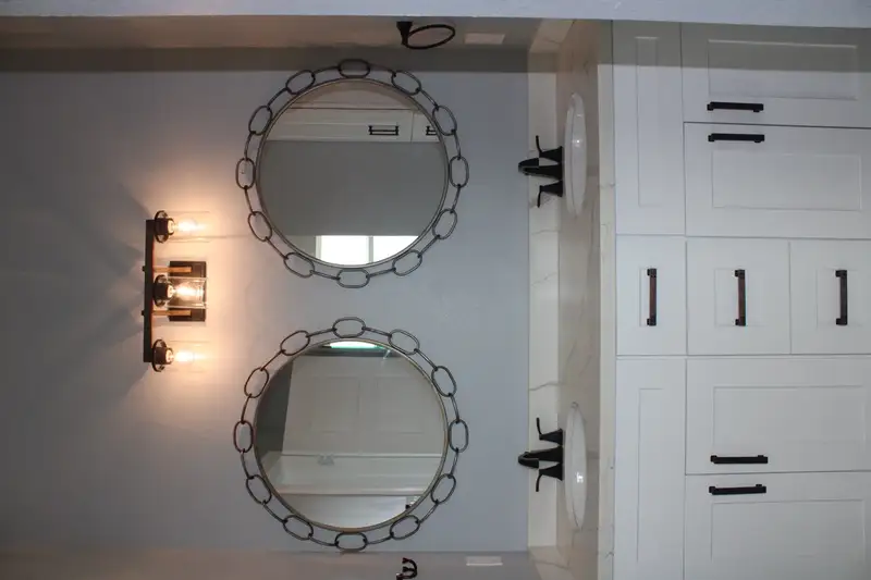 115 Marina coastal finishes