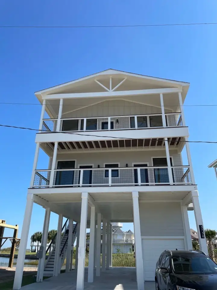 38 Laguna living space