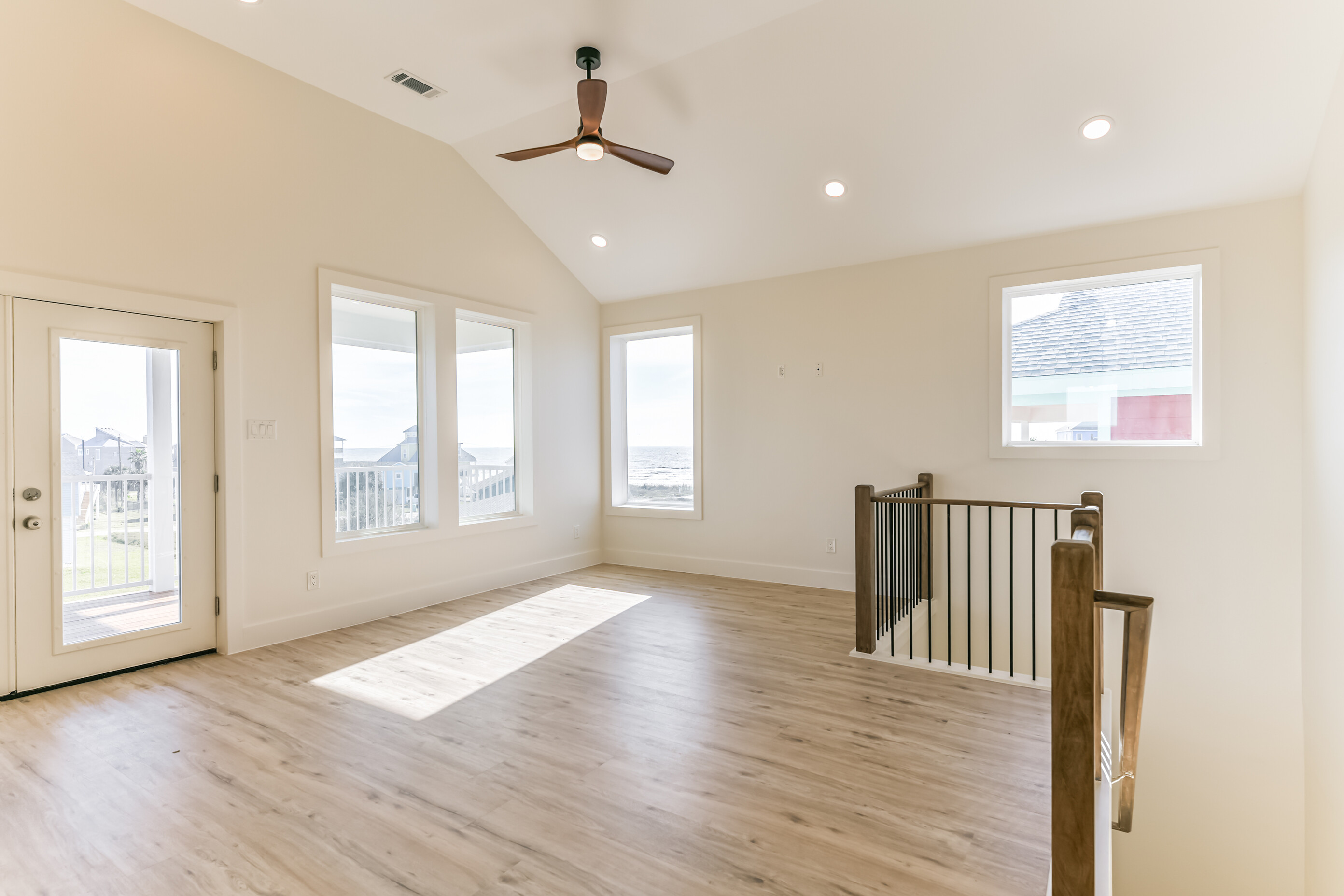 4206 interior detail