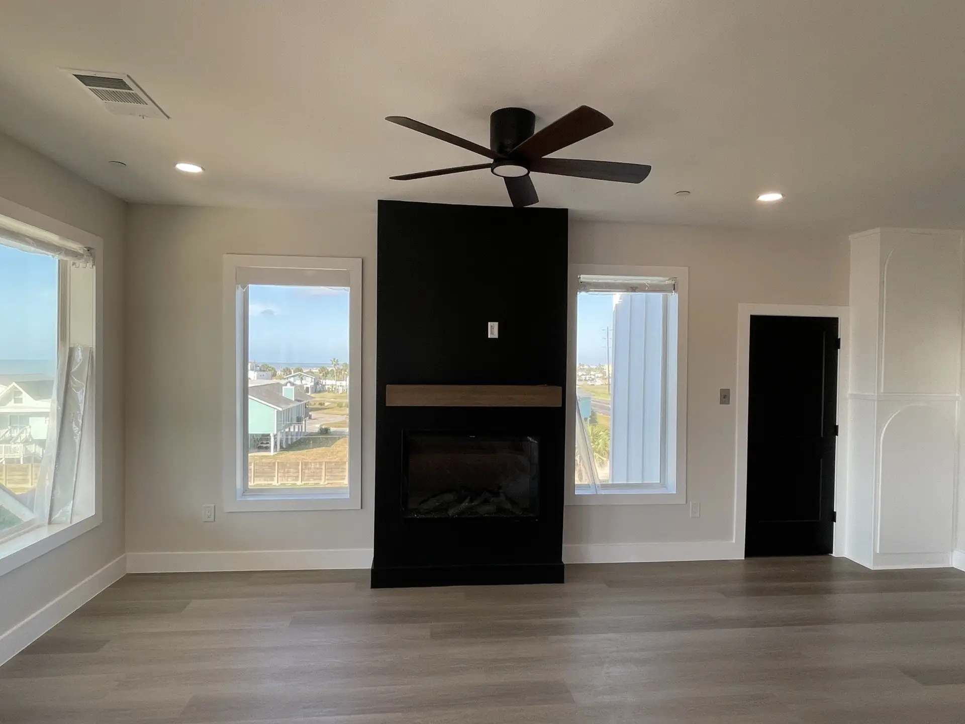 Living room with fireplace